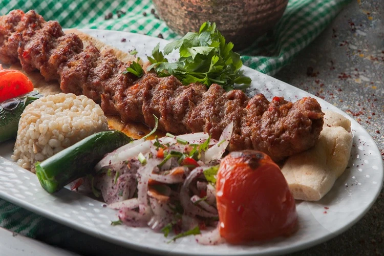 Suluca Adana Kebap Siparişi